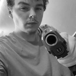 Meet your Posher, Brandon